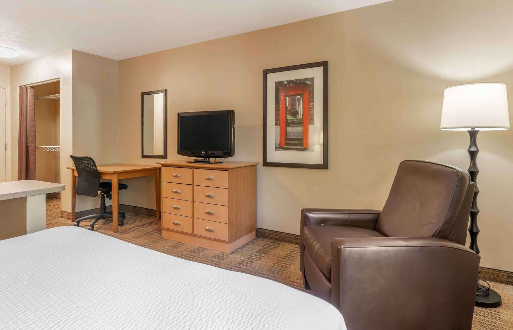 Extended Stay America Select Suites - St Louis - Westport - Craig Road Maryland Heights Exteriör bild