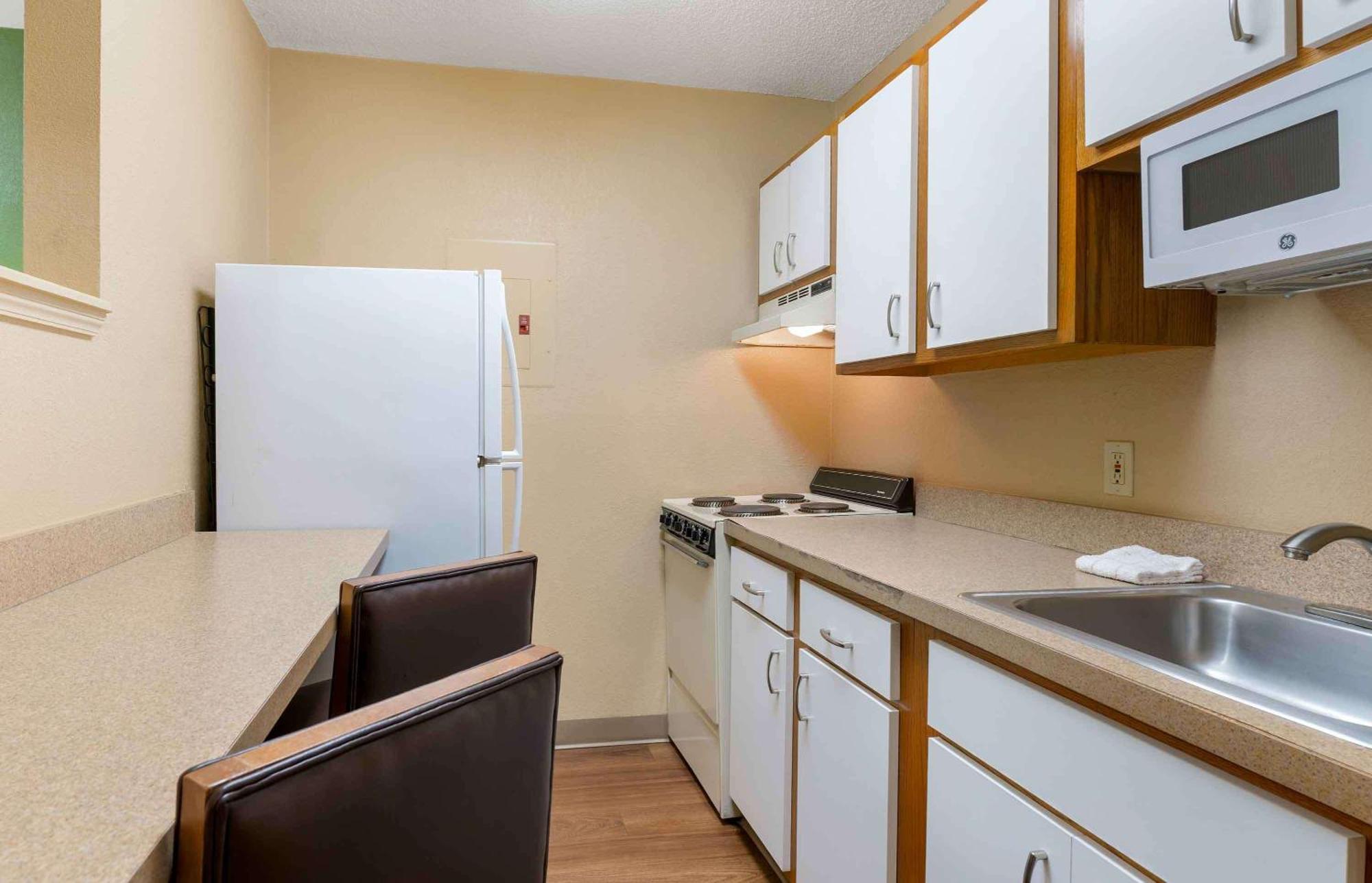 Extended Stay America Select Suites - St Louis - Westport - Craig Road Maryland Heights Exteriör bild